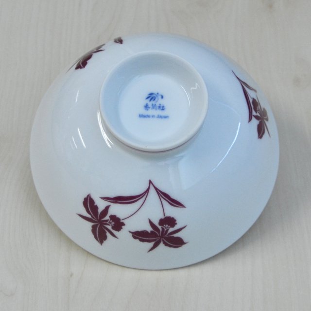 湯呑　飯碗の底には　香蘭社のマークがあります。