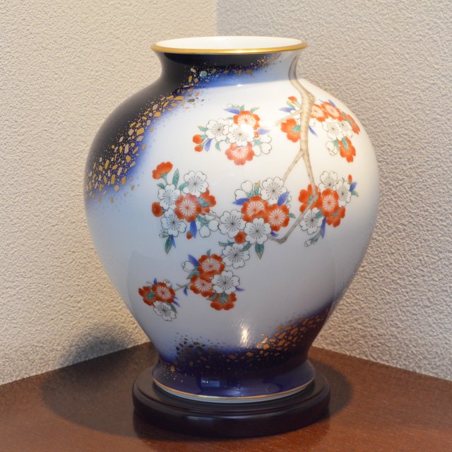 （染錦金砂子桜）花瓶1